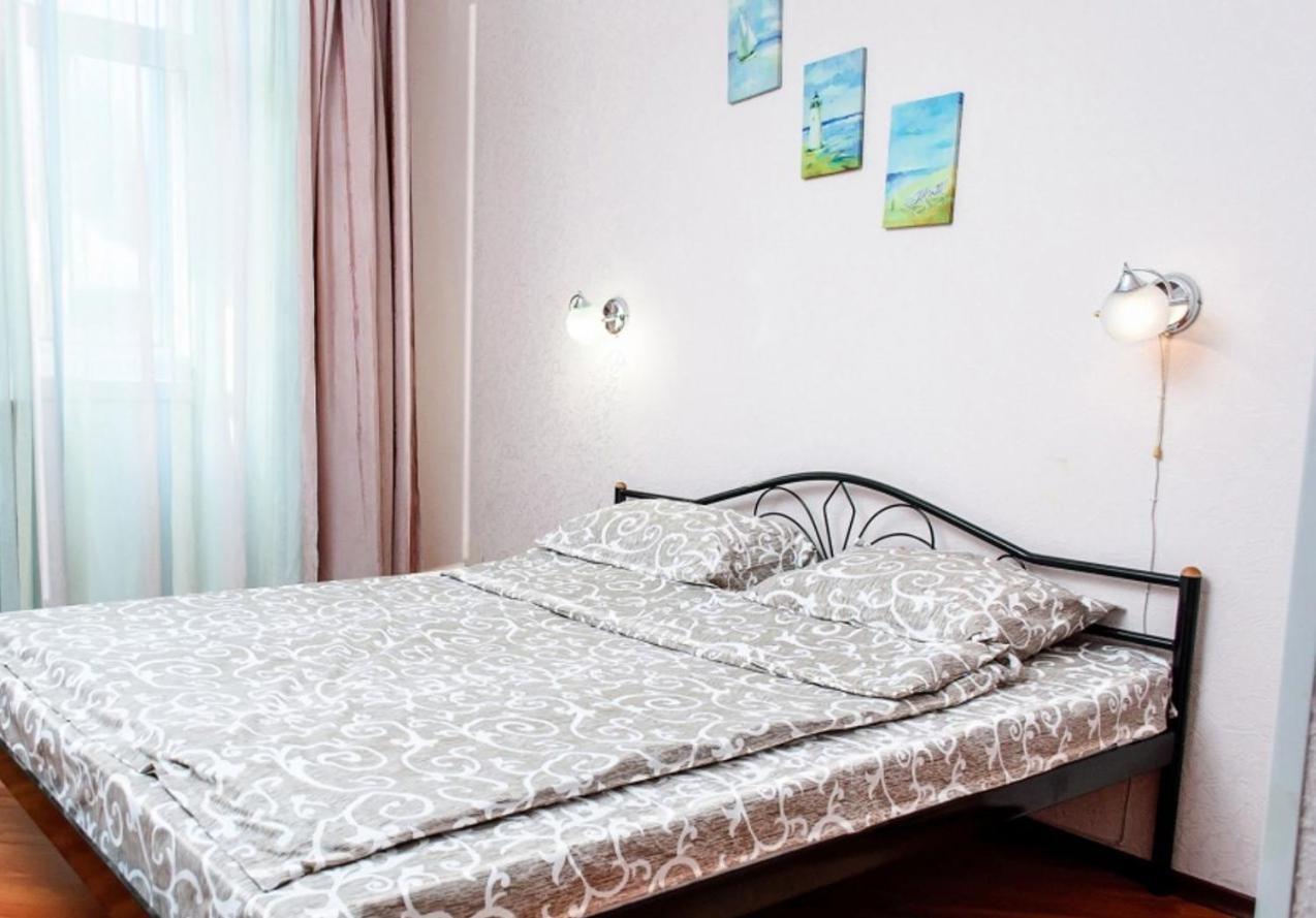 Apartments On Skovoroda Street Kharkov Ngoại thất bức ảnh