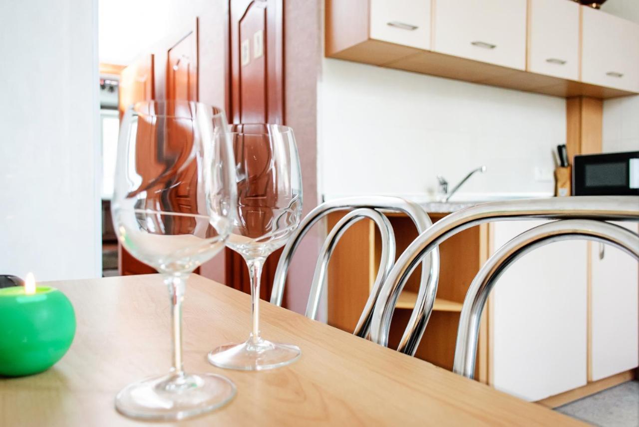 Apartments On Skovoroda Street Kharkov Ngoại thất bức ảnh