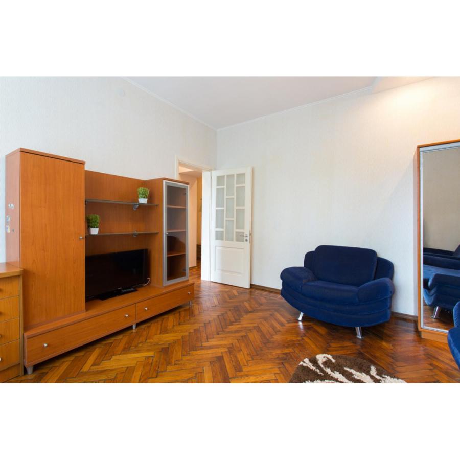 Apartments On Skovoroda Street Kharkov Ngoại thất bức ảnh