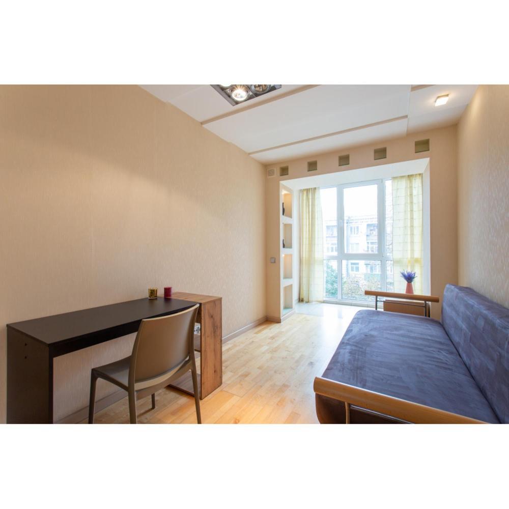 Apartments On Skovoroda Street Kharkov Ngoại thất bức ảnh