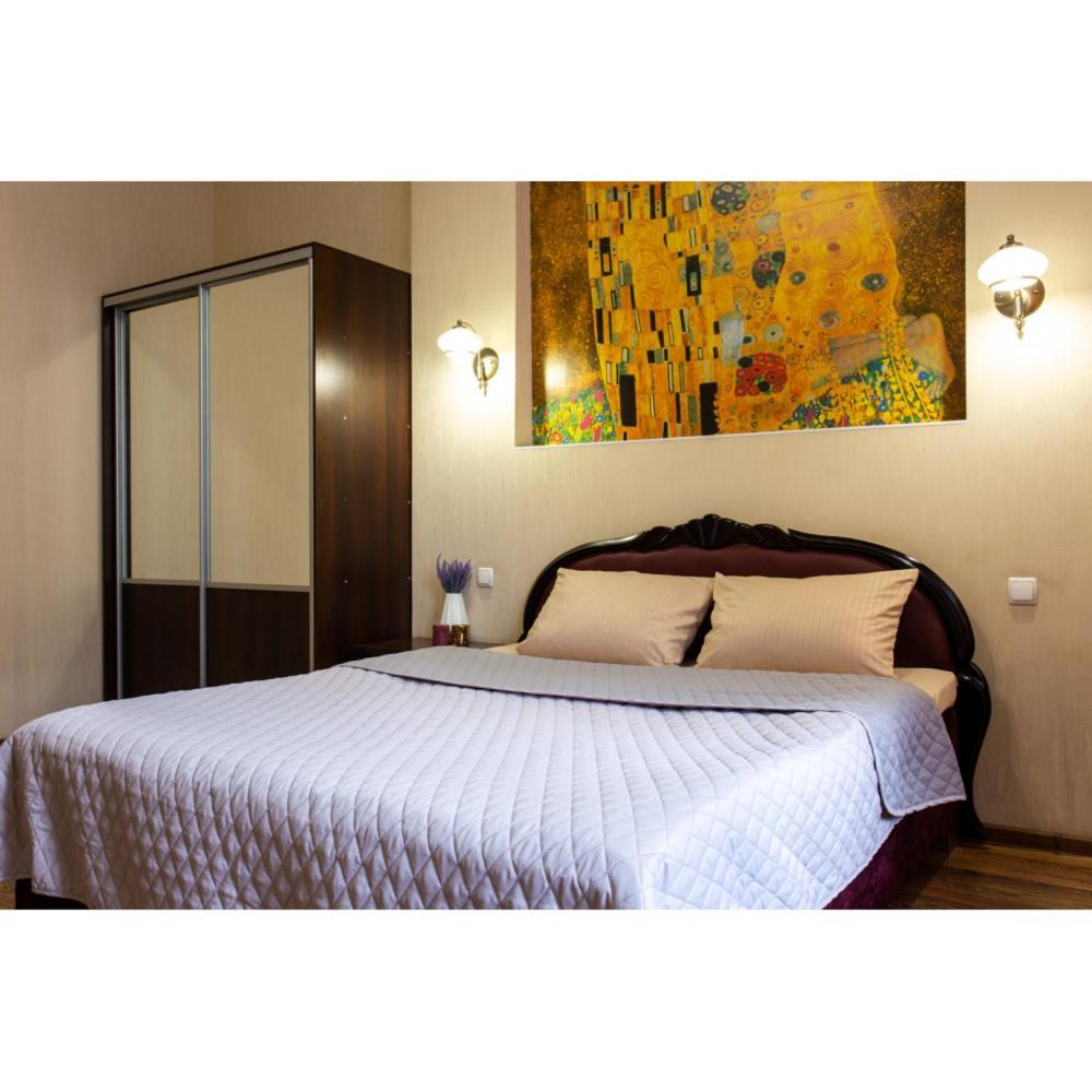 Apartments On Skovoroda Street Kharkov Ngoại thất bức ảnh