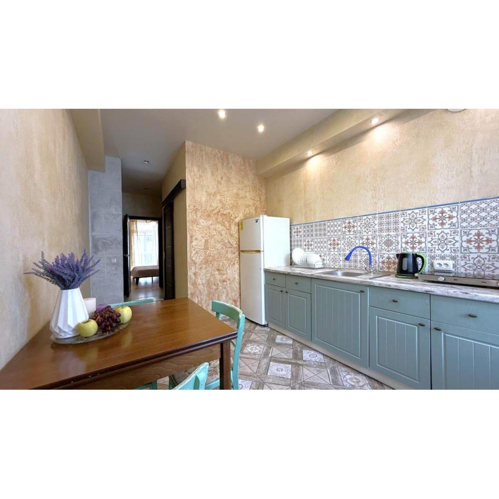 Apartments On Skovoroda Street Kharkov Ngoại thất bức ảnh