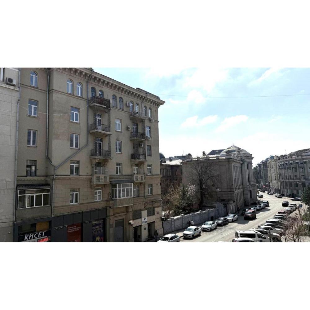 Apartments On Skovoroda Street Kharkov Ngoại thất bức ảnh