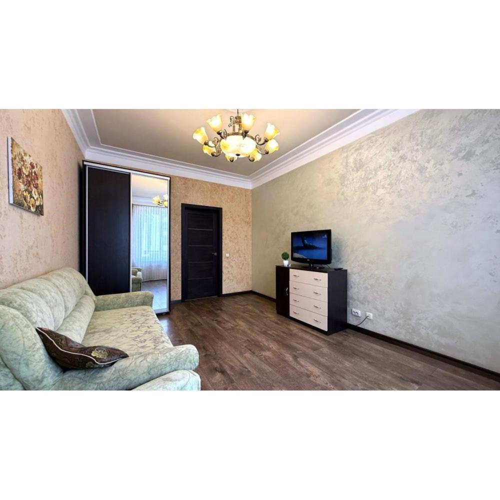 Apartments On Skovoroda Street Kharkov Ngoại thất bức ảnh